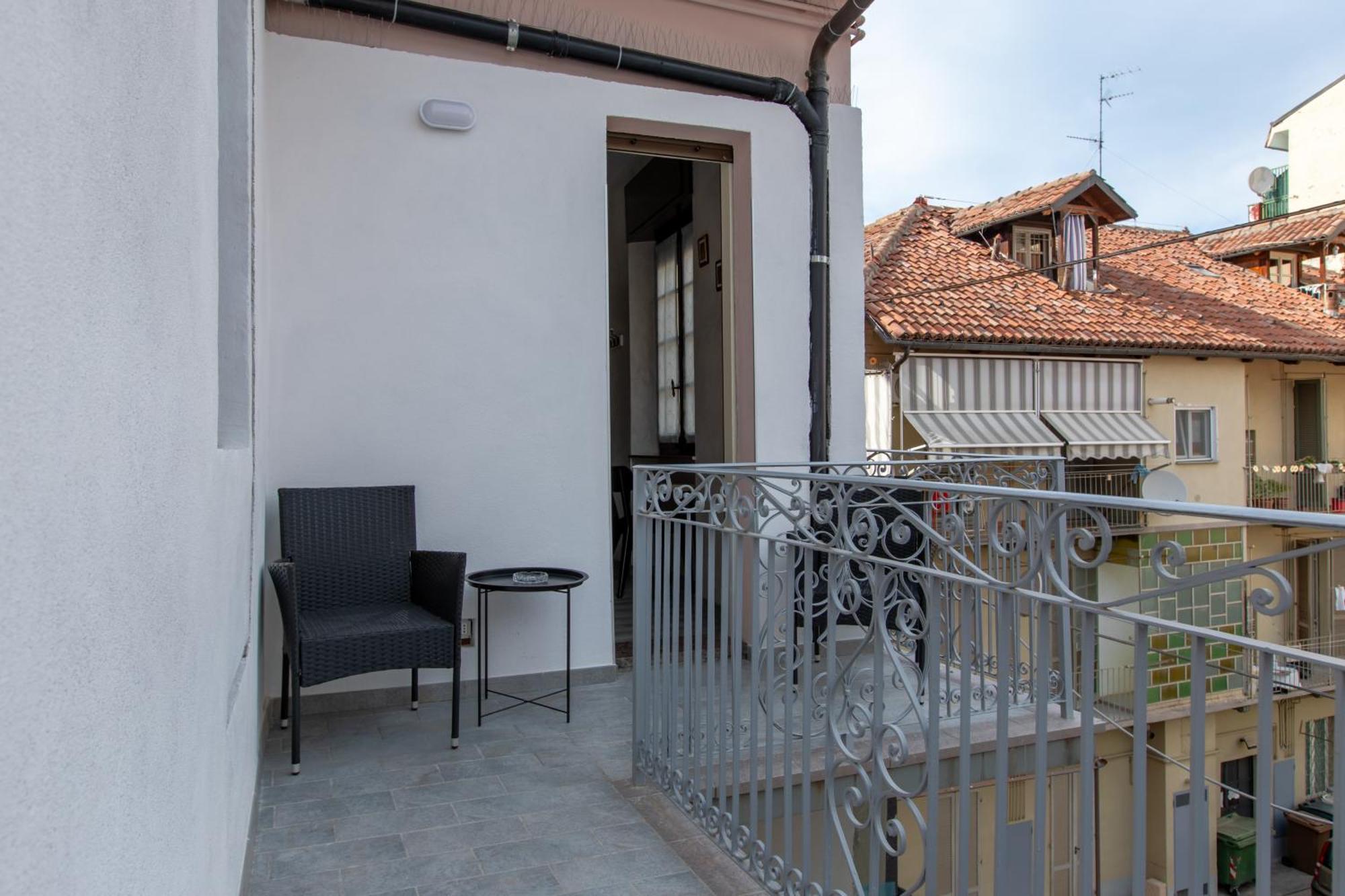 La Dolce Vite Apartment อัลบา ภายนอก รูปภาพ